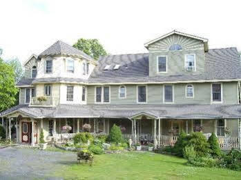 The Washington Irving Inn Tannersville Exterior photo
