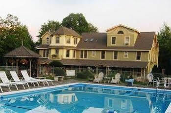 The Washington Irving Inn Tannersville Exterior photo